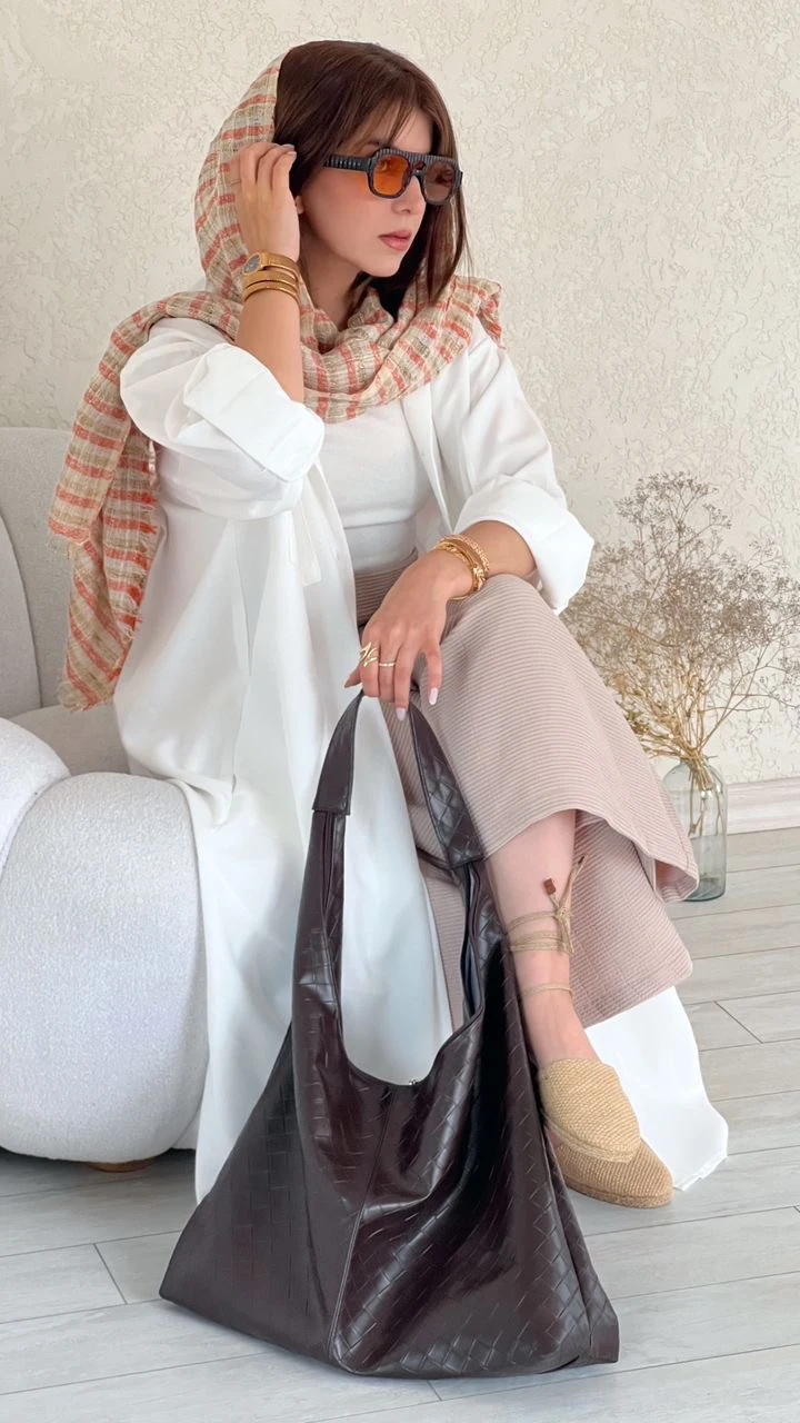 مانتو دانشجویی سفید