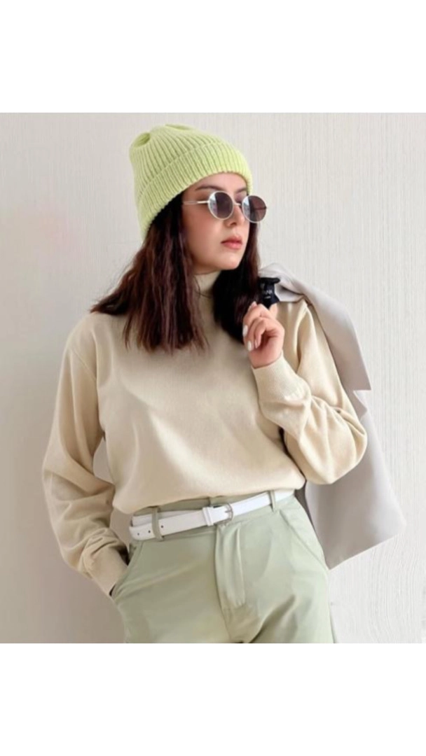 یقه اسکی ساده شیری