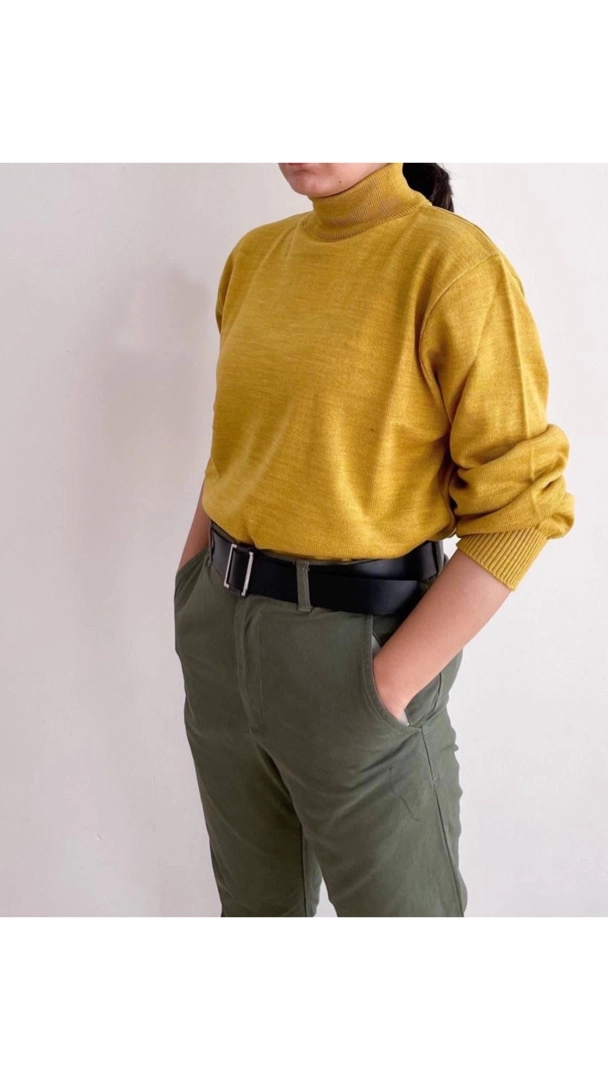 یقه اسکی ساده خردلی