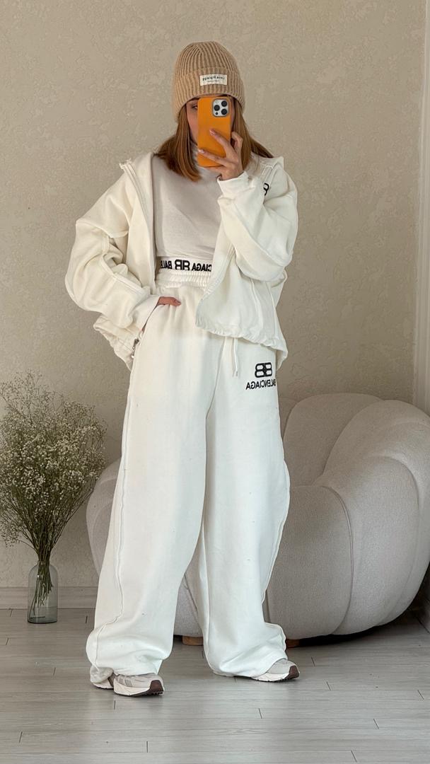 جاگر سفید بالنسیاگا ایرادی